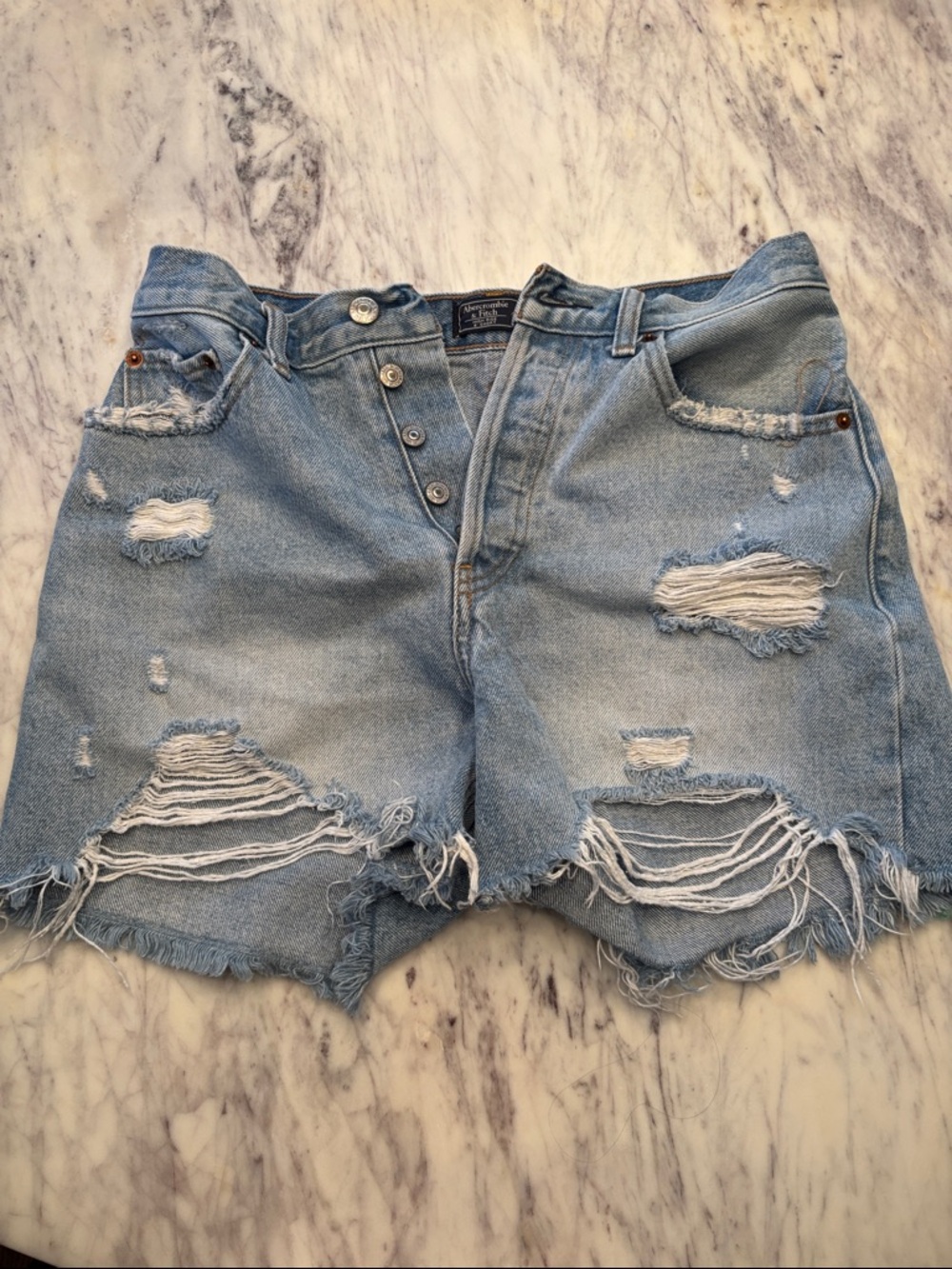 Abercrombie high rise 4” denim shorts size 4